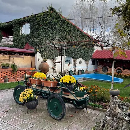 In Antique Museum Filip Апартаменты Битола